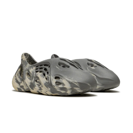 Adidas Yeezy Foam RNNR MXT Moon Gray