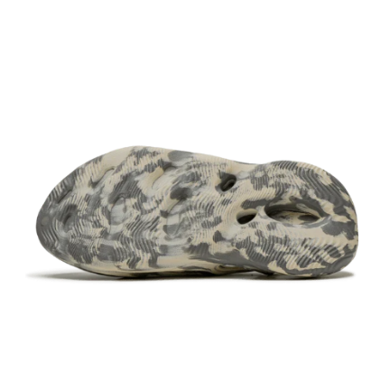 Adidas Yeezy Foam RNNR MXT Kuuhall