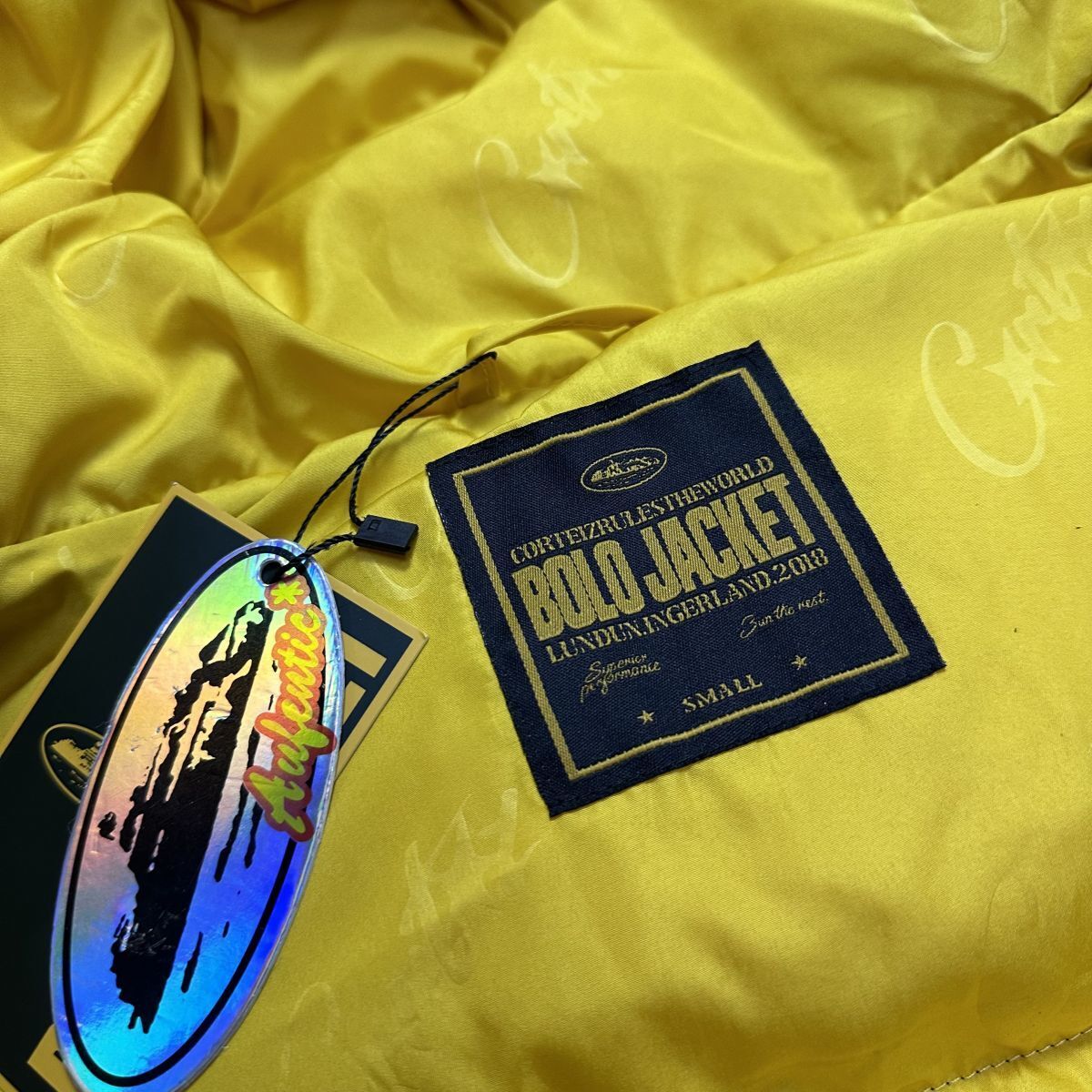 Corteiz puffer black