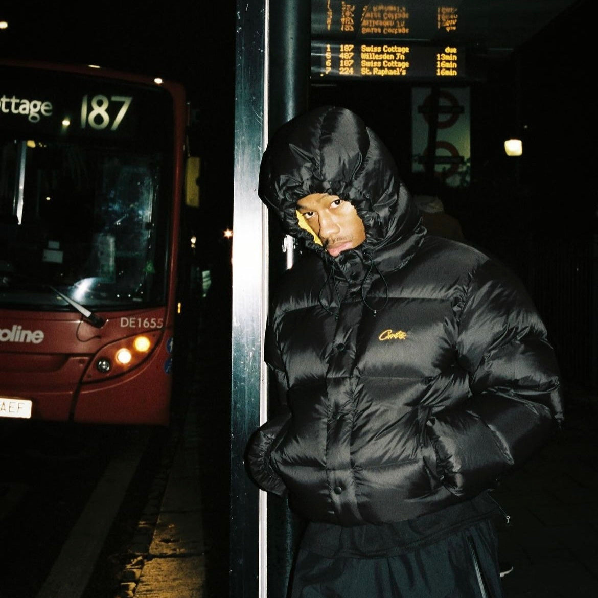 Corteiz puffer black