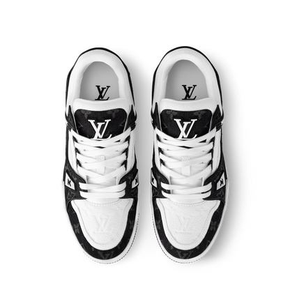 Louis vuitton trainers black
