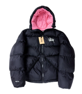 Stüssy jope must roosa sisuga